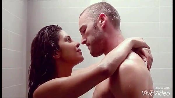 Xnxx Sex Piyka Copipa - XNXX Video of Priyanka Chopra Bathroom Sex Scandal â€¢ Indianporn360
