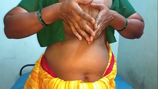 Telugu Aunty Showing Her Boobs And Moaning Indianporn360