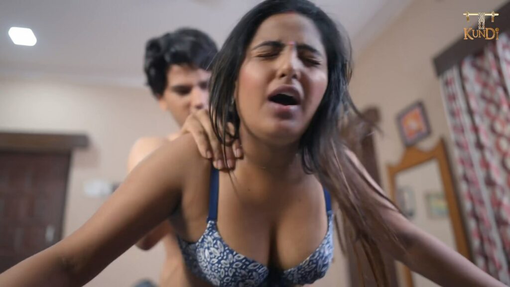 Adhuri Pyaas S01E02 2023 Kundi App Hindi Hot Web Series