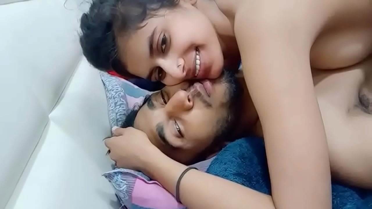 desi sister ne bhai ka big cock ko tight pussy me daal ke chut chudwaya