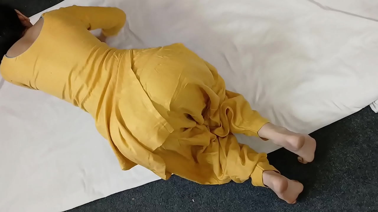 Big boob Bhabhi rides on lover’s dick in Bangla sex video