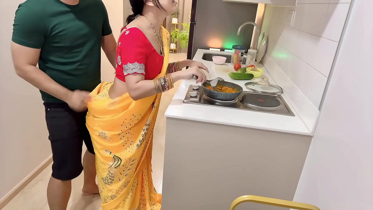 Free Indian XXX Porn Big Ass Horny Wife Fucking with Devar in Kitchen