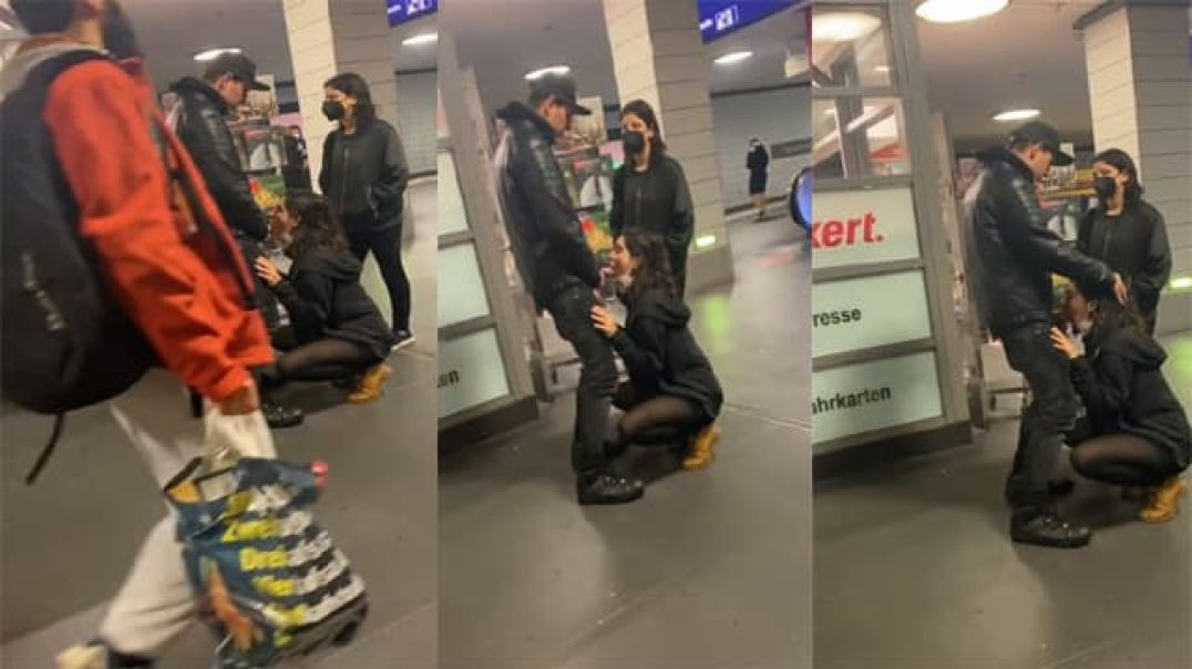 Teen Lovers Caught Giving Blowjob in Metro Station